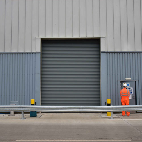 Maintaining External Industrial Doors This Winter