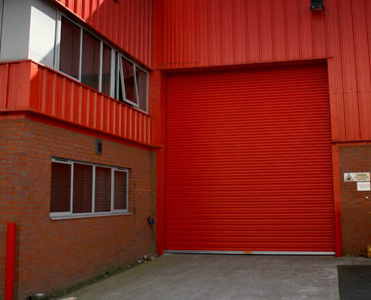 roller-shutter-electric-027 Photo of a red roller shutter door